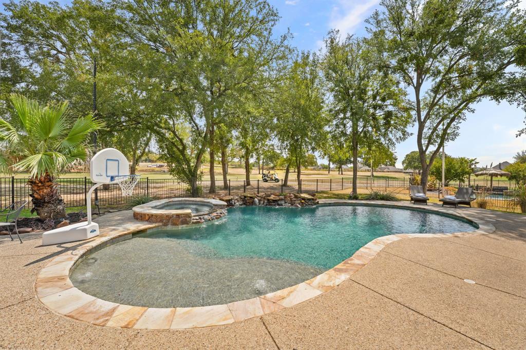 Resort On Eagle Mountain Lake - Residential