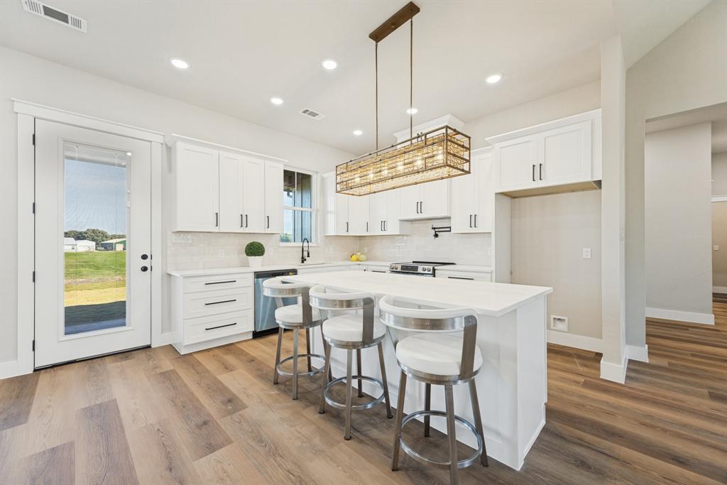 9513 Dripping Springs Road