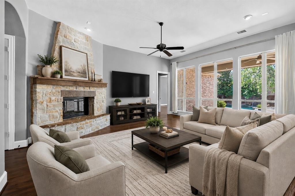 859 Fountain View Court