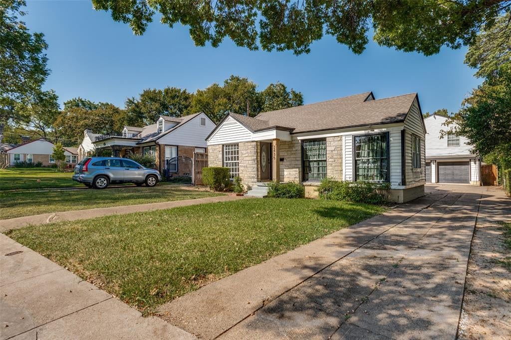 2435 W 10th Street