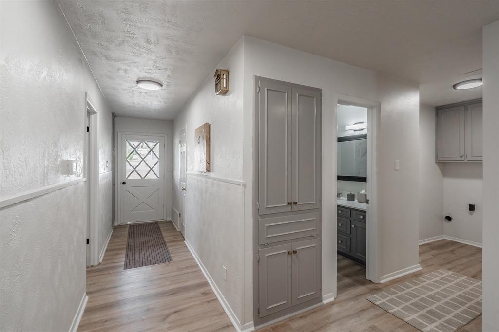 Decordova Bend Estate - Residential