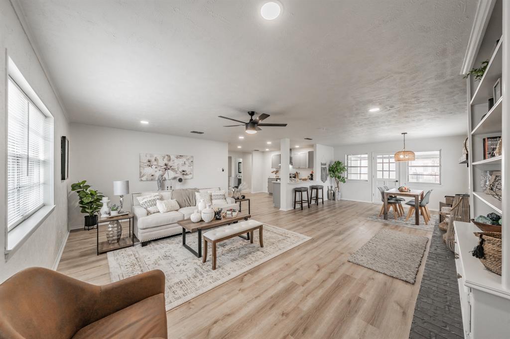 Decordova Bend Estate - Residential