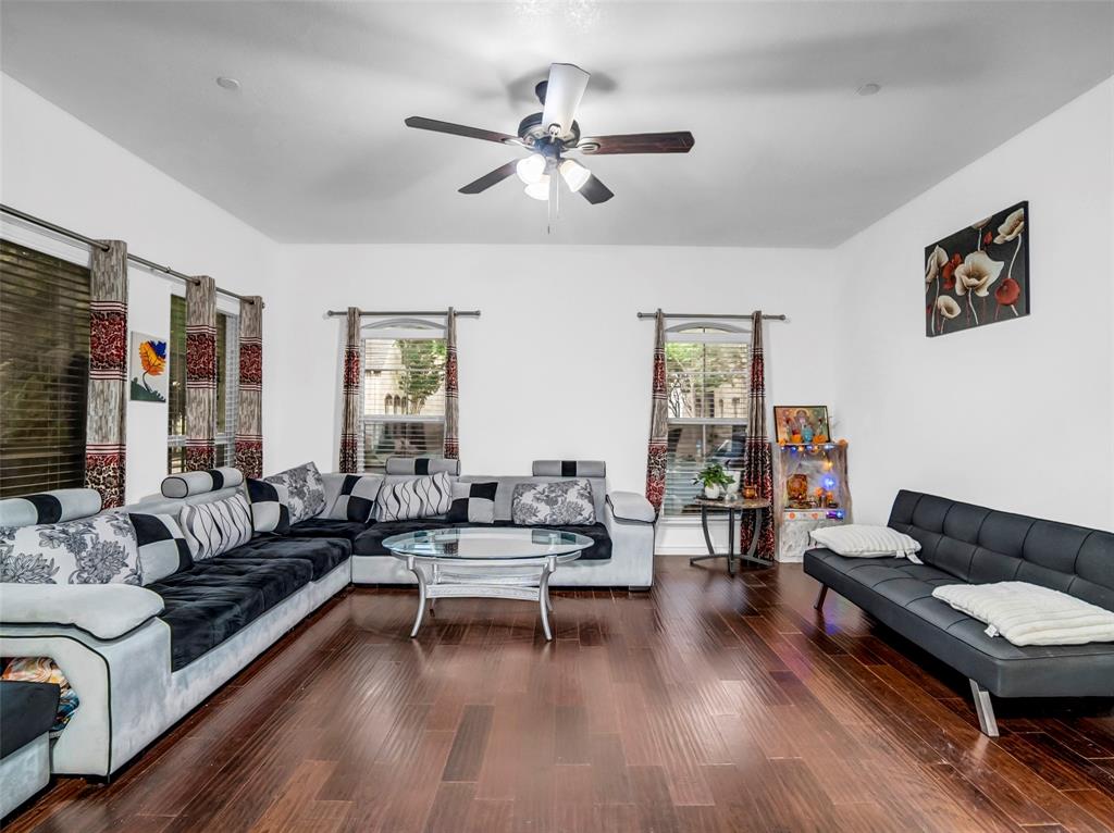 5605 COJIMAR Drive
