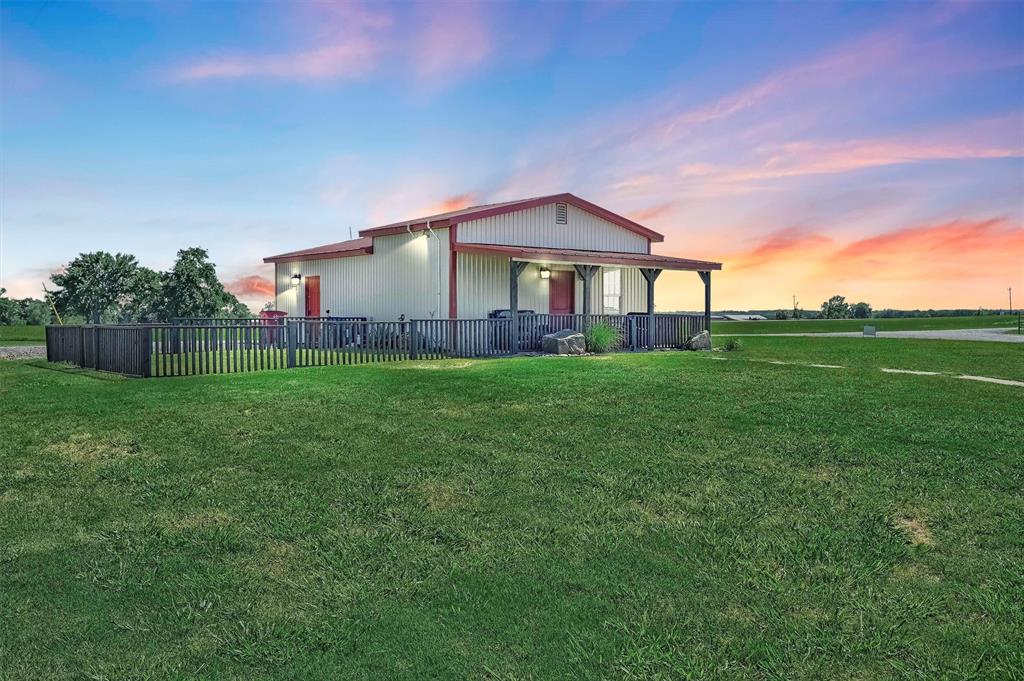 Mirabeau B Lamar Surv Abs #704 - Farm