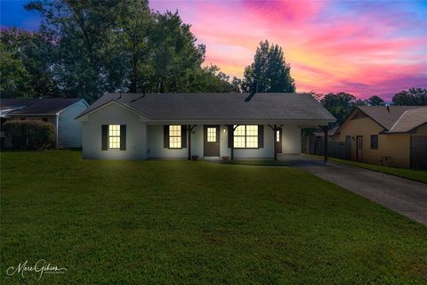 8819 W Saint Helens Drive Shreveport LA 71108