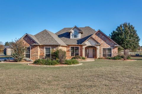 2300 E Emerald Bend Court Granbury TX 76049