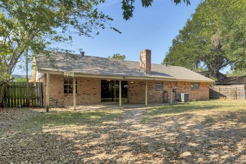 A home in Terrell