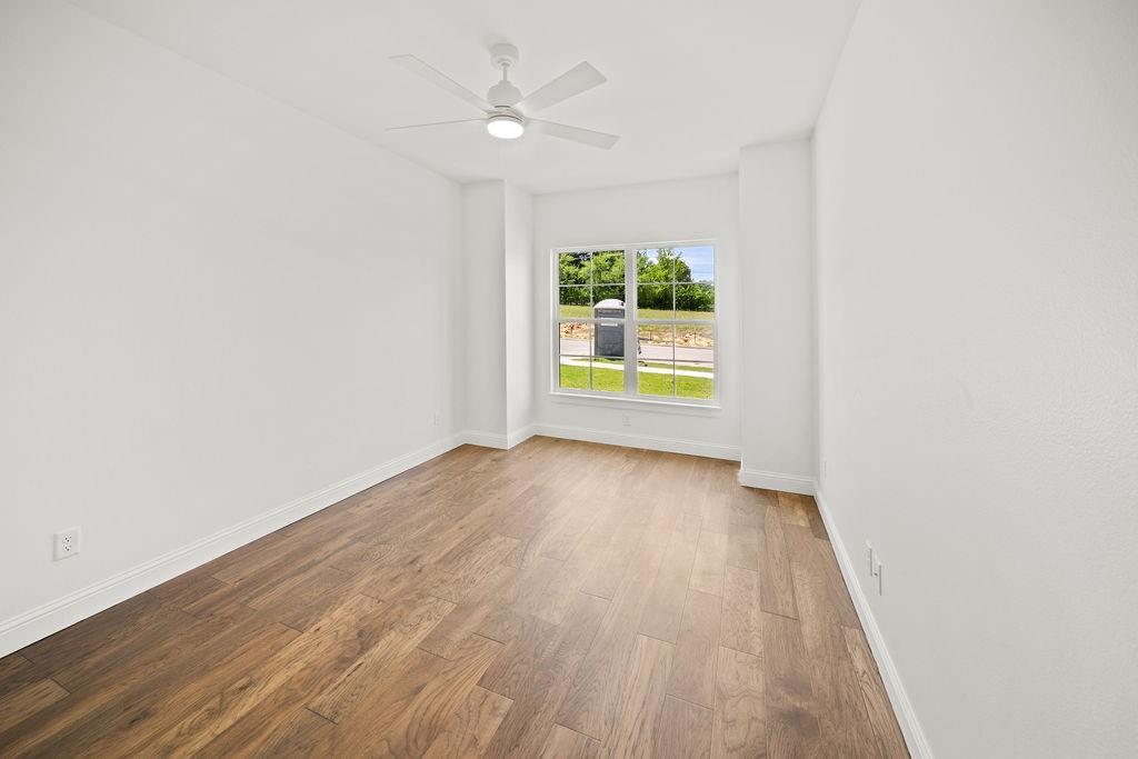 Oak Springs - Residential