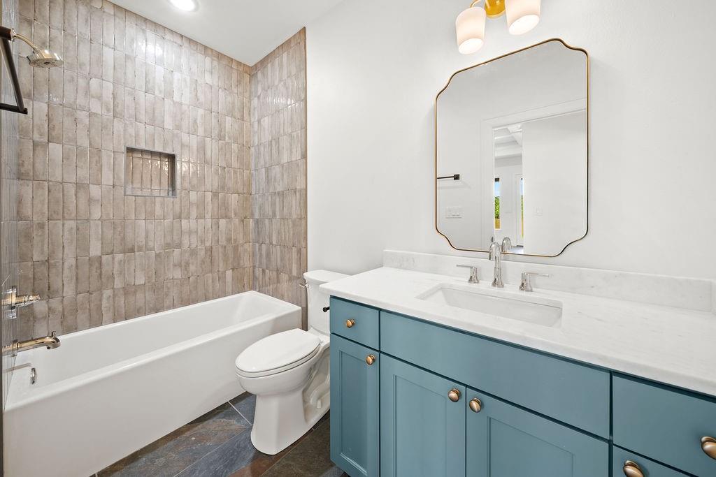 Oak Springs - Residential