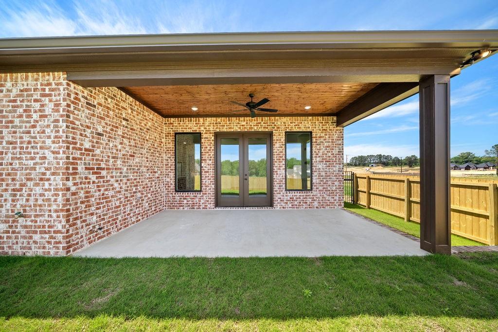 Oak Springs - Residential