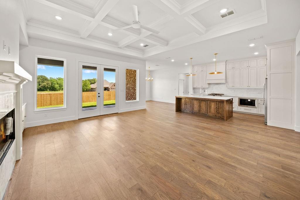 Oak Springs - Residential
