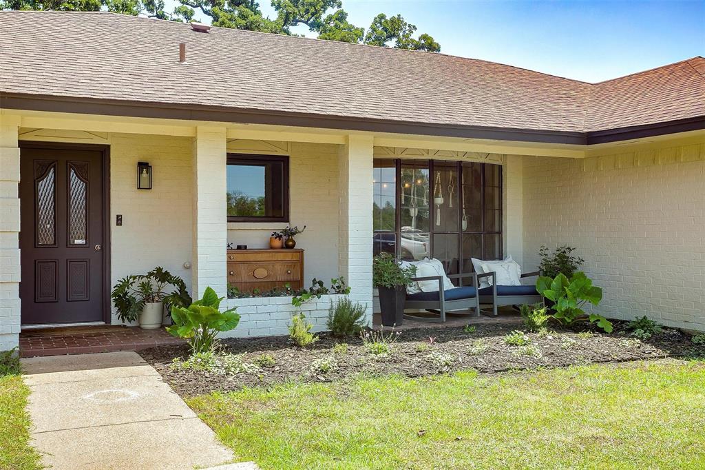 112 Woodbine Drive
