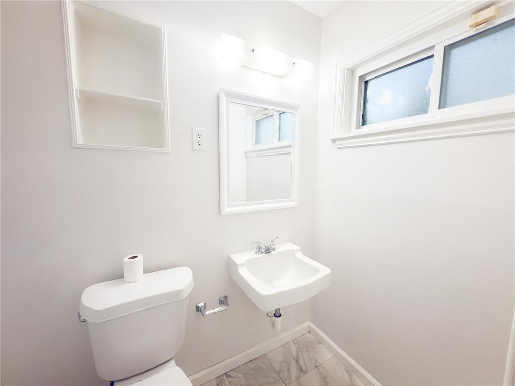 Country Club Park 01 - Residential Lease