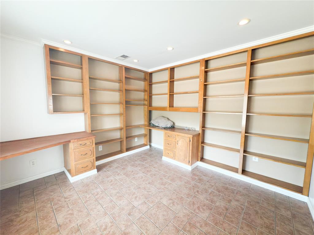 Country Club Park 01 - Residential Lease