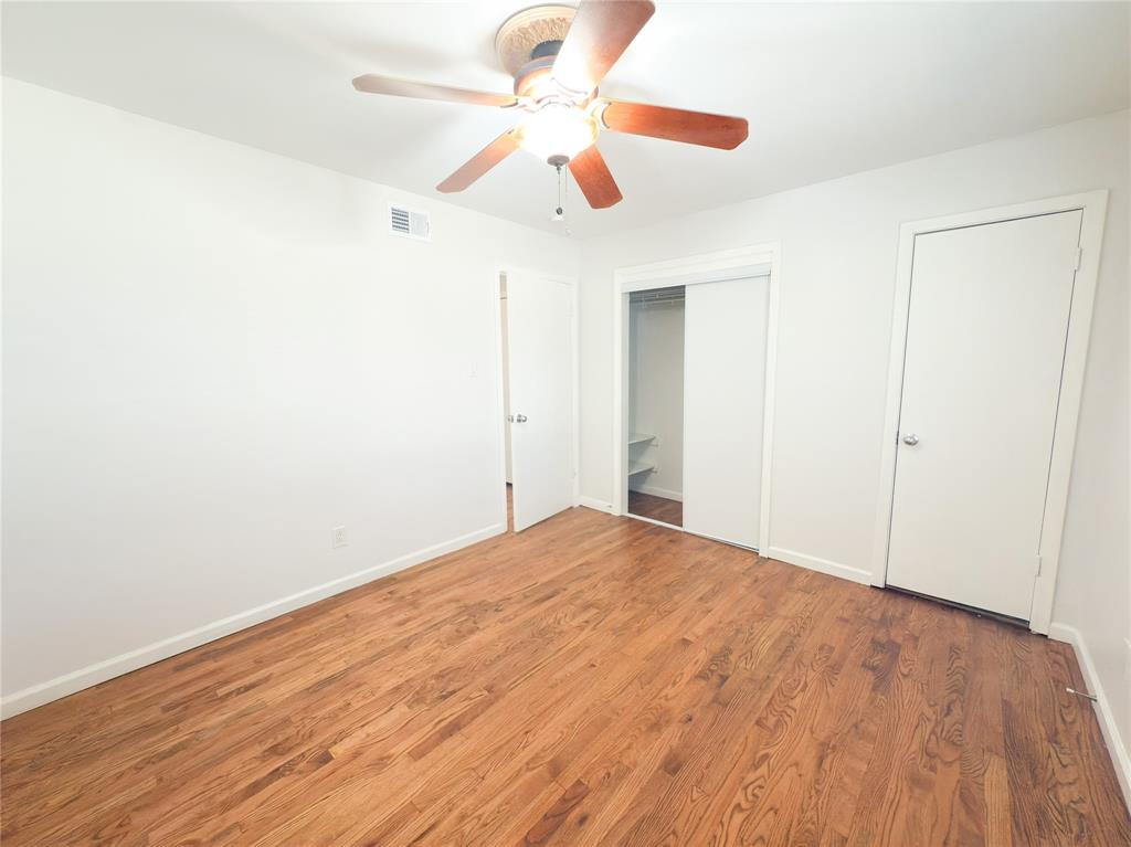 Country Club Park 01 - Residential Lease