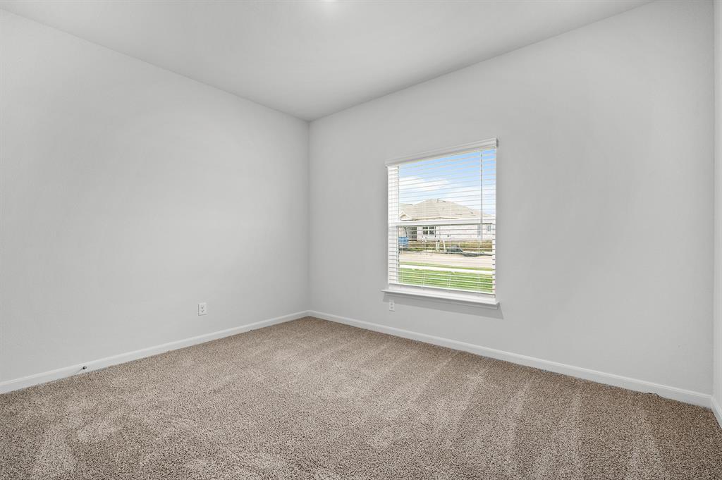 109 Thomas Paine Drive