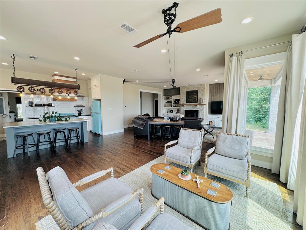 10887 County Road 574