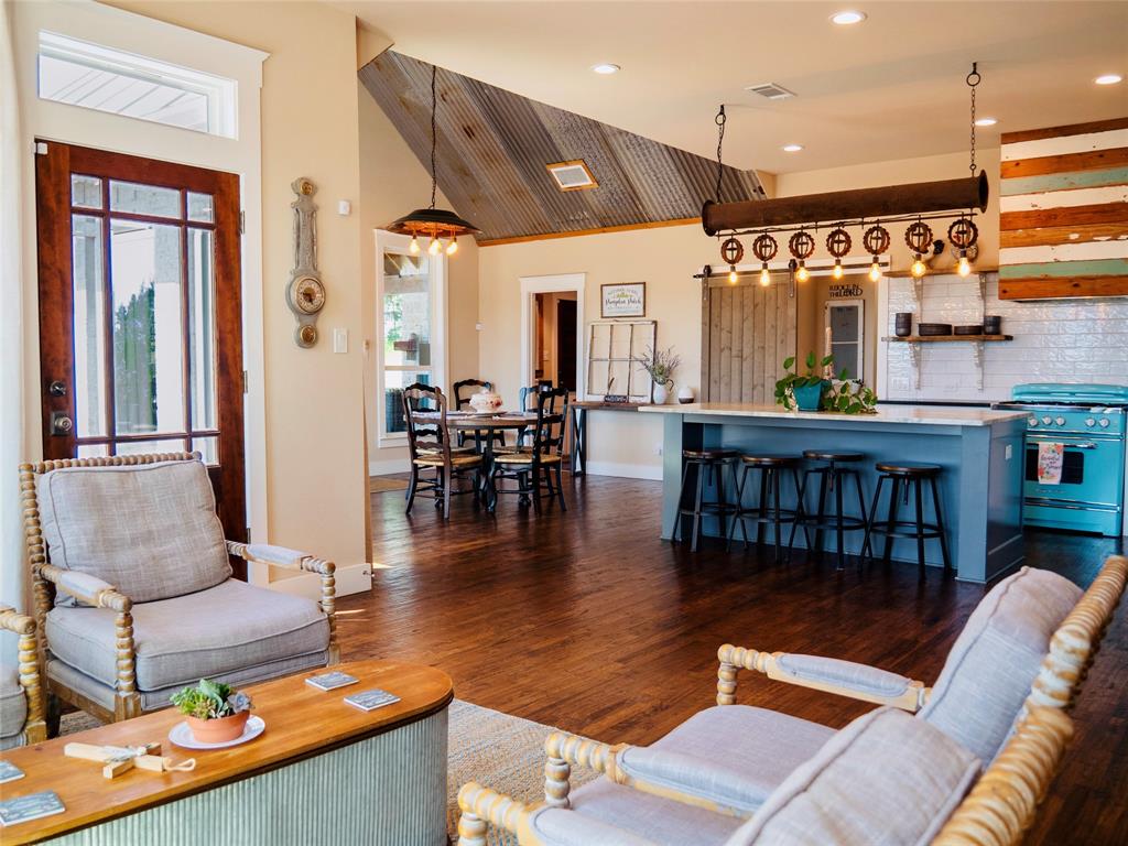 10887 County Road 574