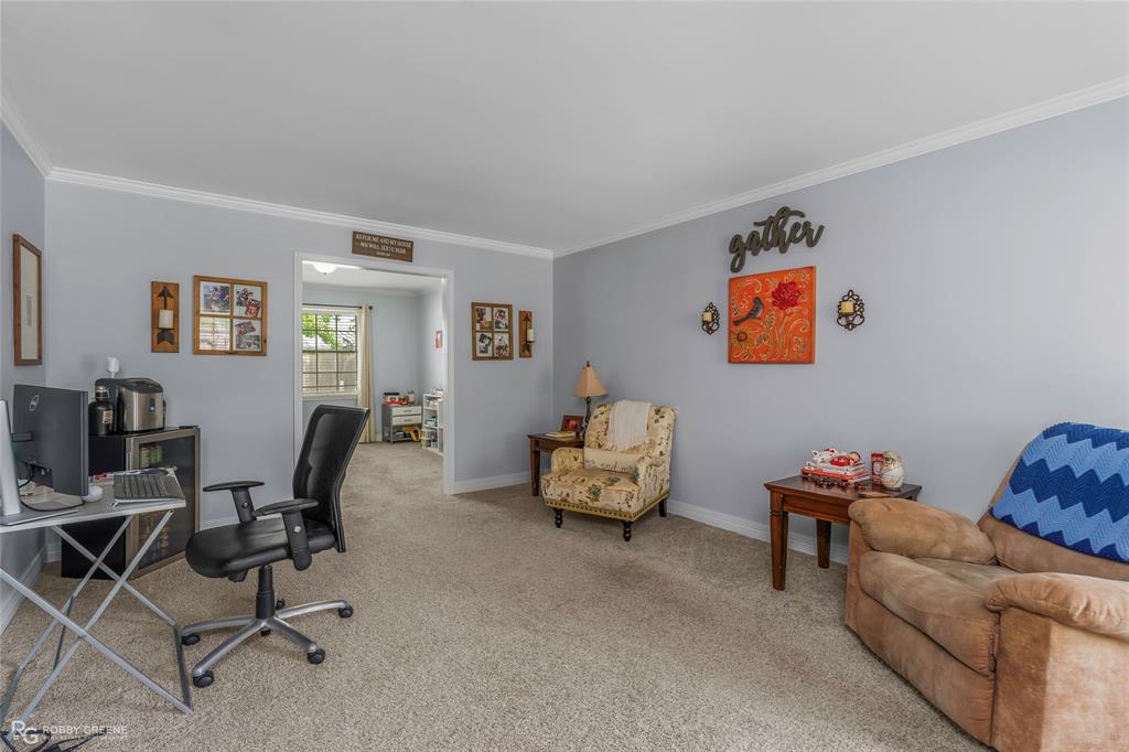 410 S Dresden Circle