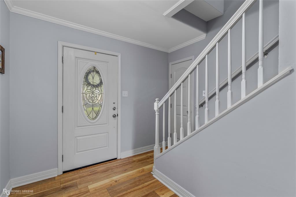 410 S Dresden Circle