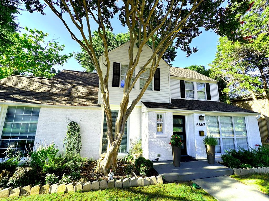6867 Gaston Avenue