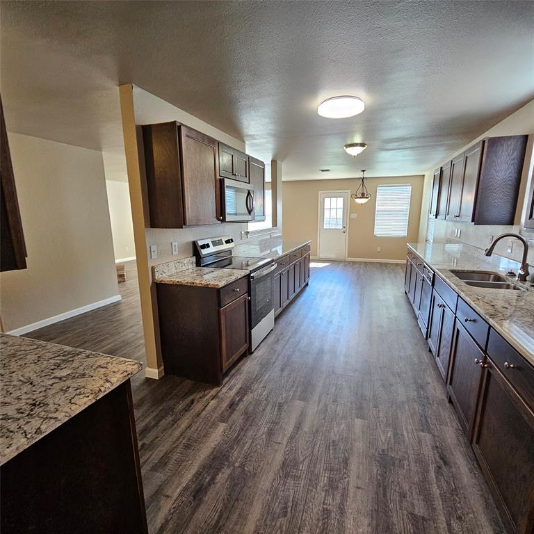 Harriet Creek Ranch Ph 3 - Residential Lease