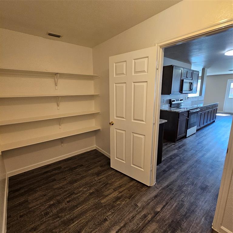 Harriet Creek Ranch Ph 3 - Residential Lease