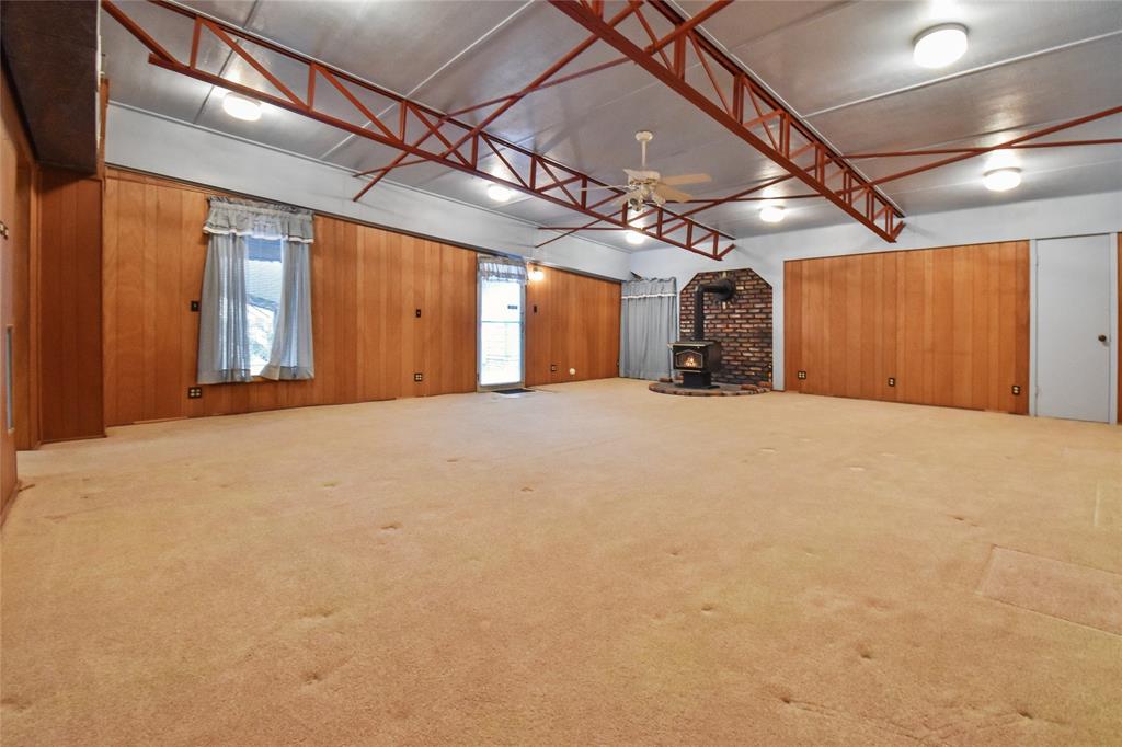 T Quevado - Commercial Sale