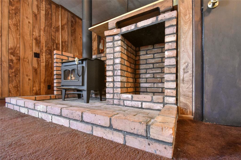 T Quevado - Commercial Sale