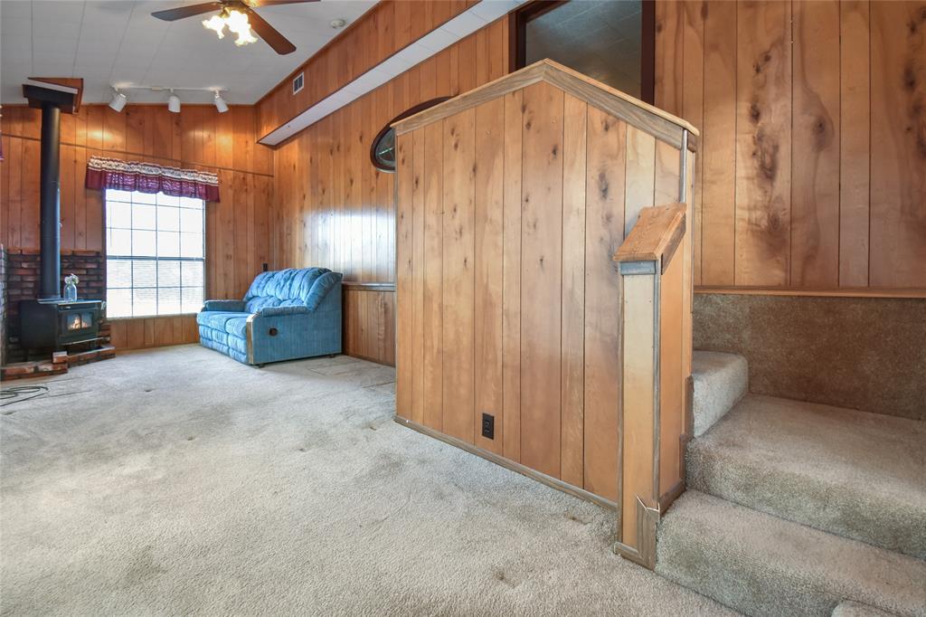 T Quevado - Commercial Sale