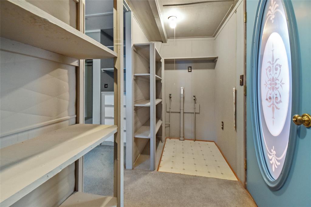 T Quevado - Commercial Sale