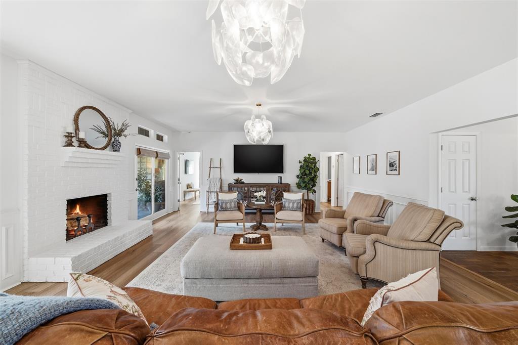 2700 Oak Trail Court