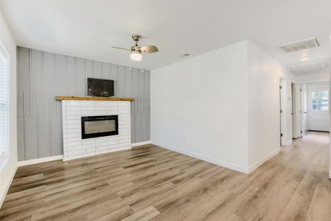 Tiny photo for 3522 Kenilworth Street, Dallas, TX 75210 (MLS # 21334342)