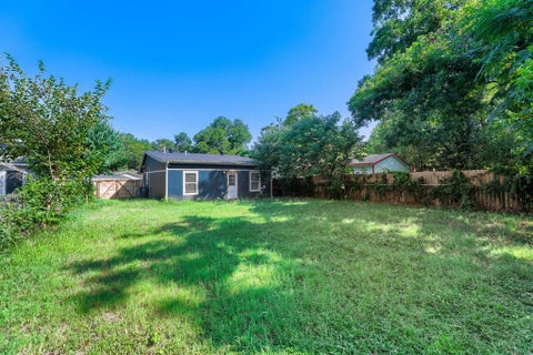 Tiny photo for 3522 Kenilworth Street, Dallas, TX 75210 (MLS # 21334342)