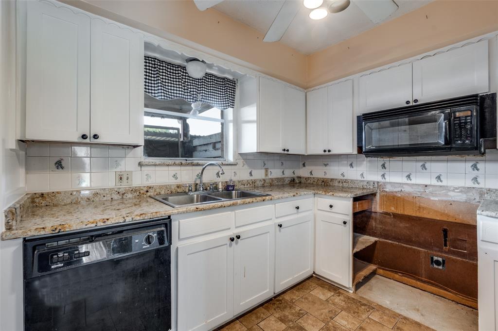 6035 Sandhurst Lane B