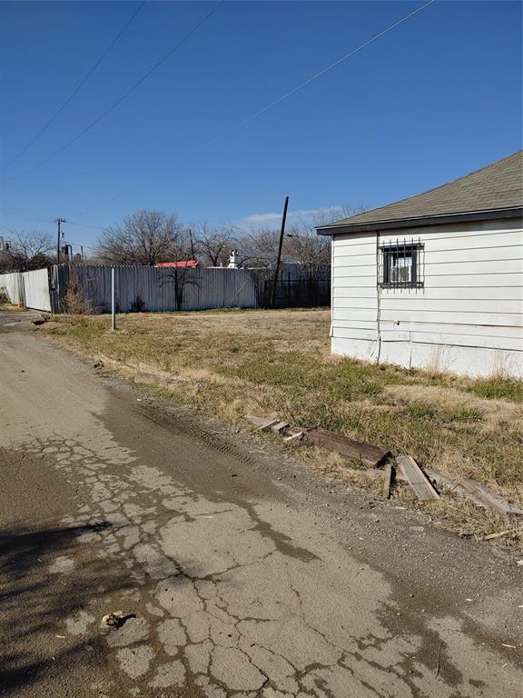 P J ALLEN - Commercial Lease