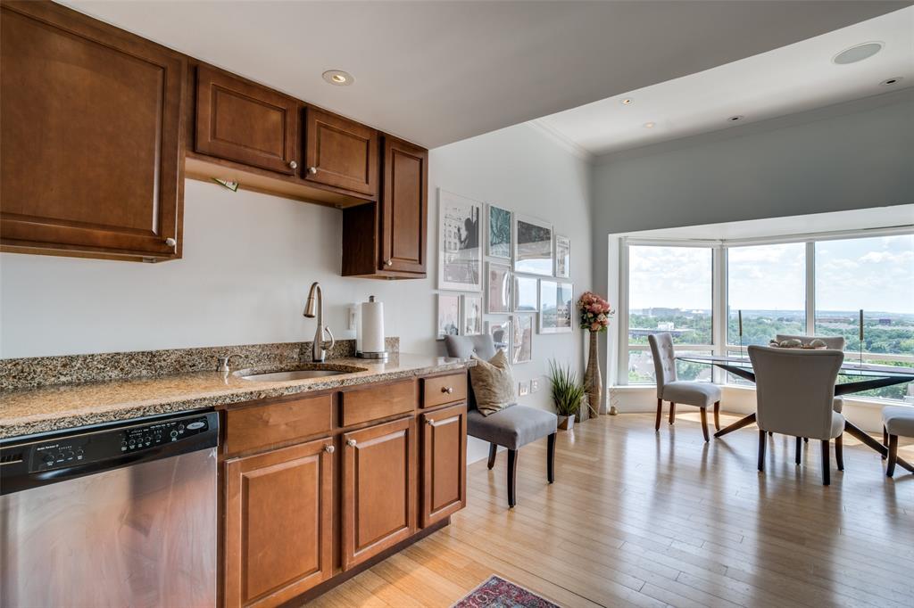 Crestpark Highland Park Condo - Residential Lease