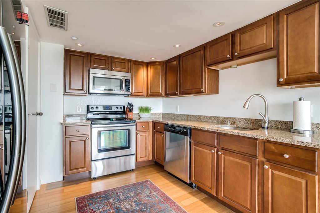 Crestpark Highland Park Condo - Residential Lease
