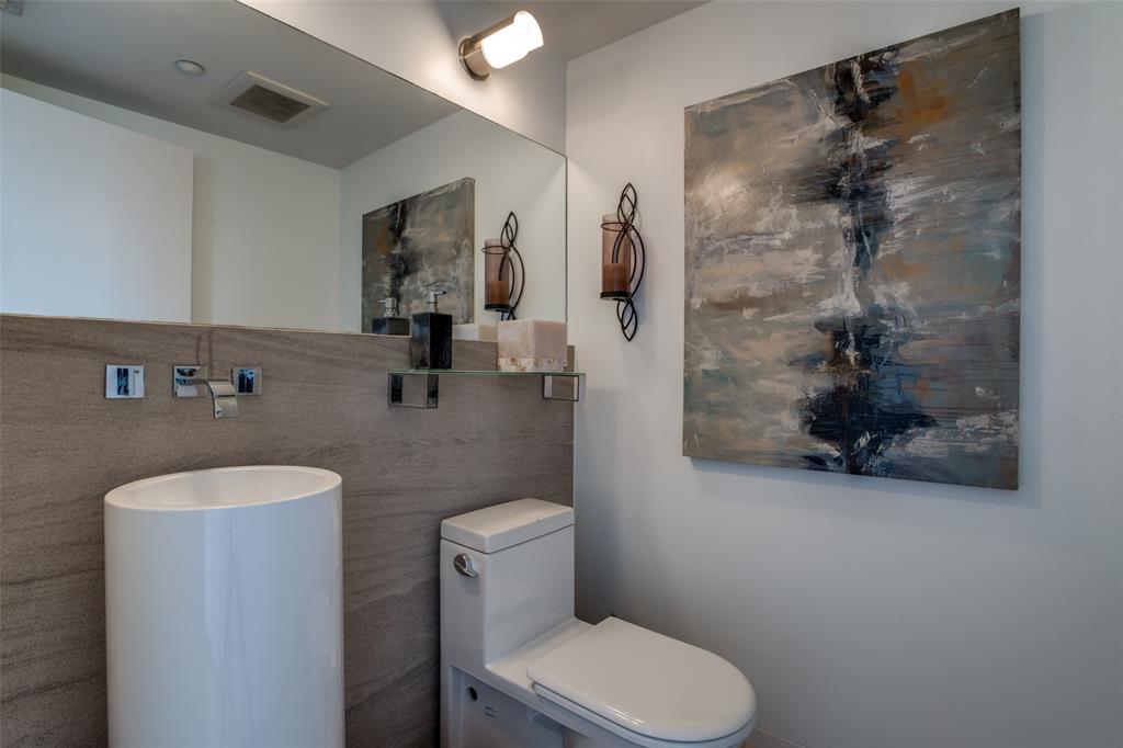 Crestpark Highland Park Condo - Residential Lease