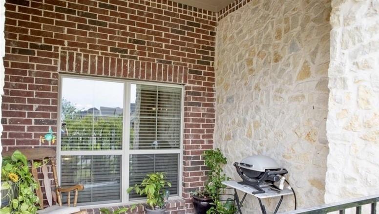 883 Birds Fort Trail