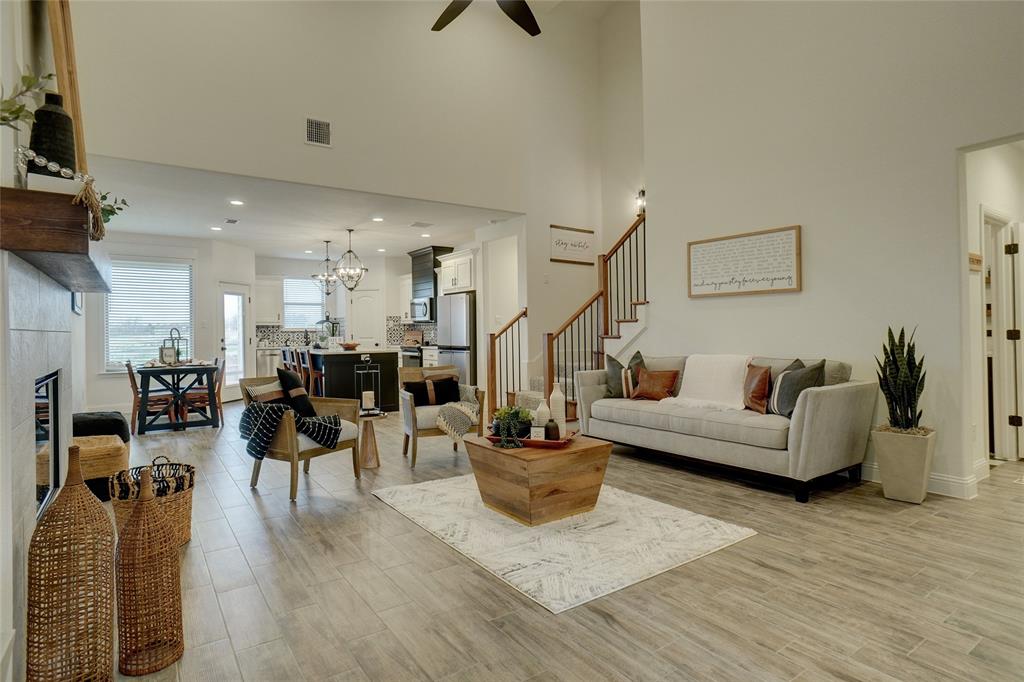 View Weatherford, TX 76085 townhome