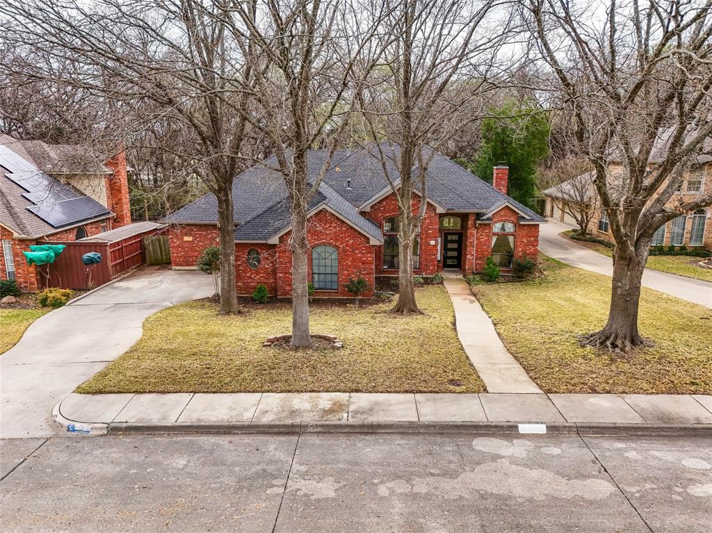 822 Longmeadow Court