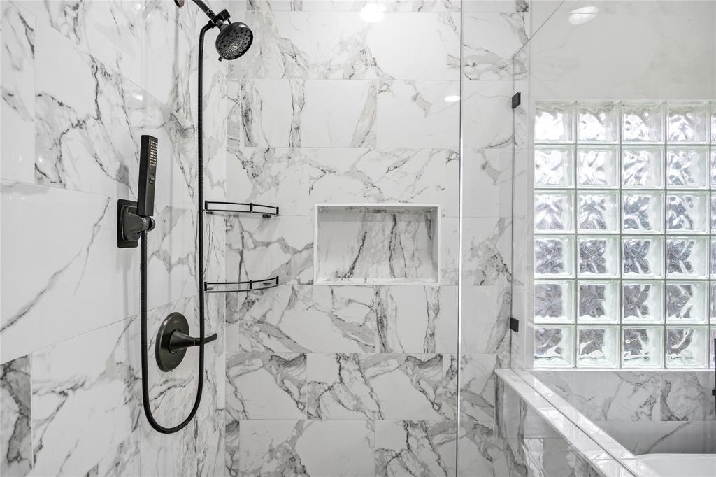 Frost Oaks - Residential