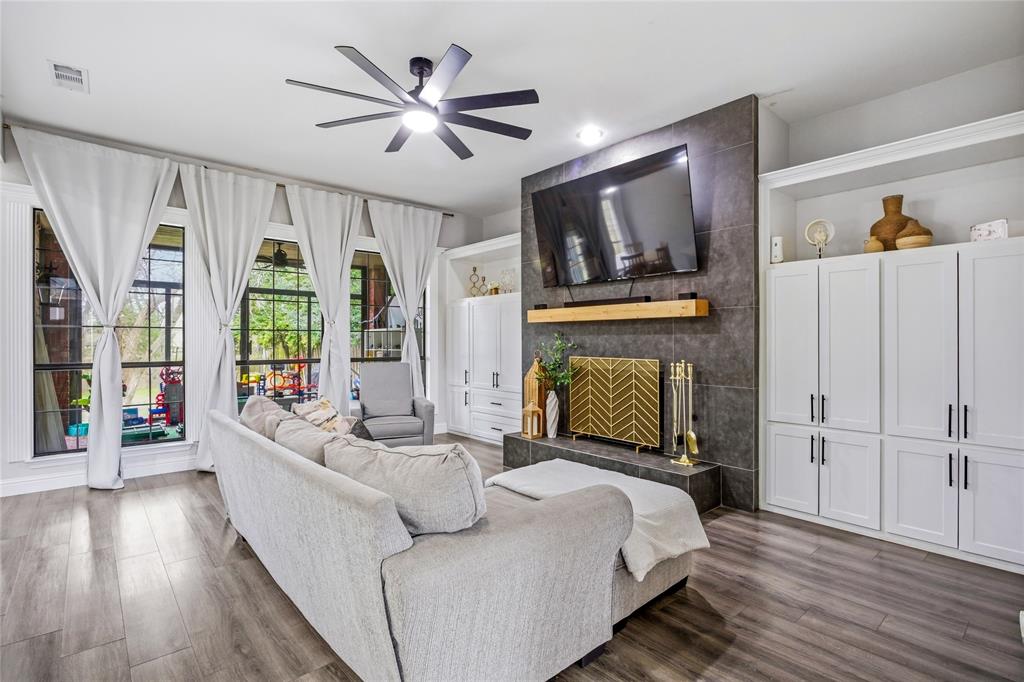 Frost Oaks - Residential