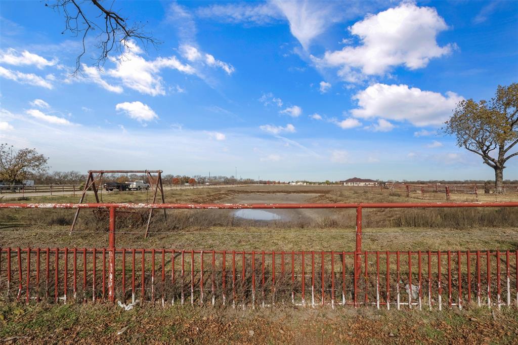 G M Mc Kinstry - Land