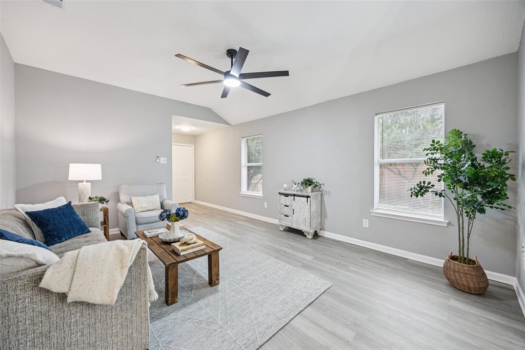 621 Renaissance Place