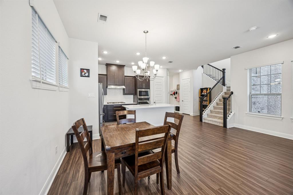 3123 Cliff Swallow Lane