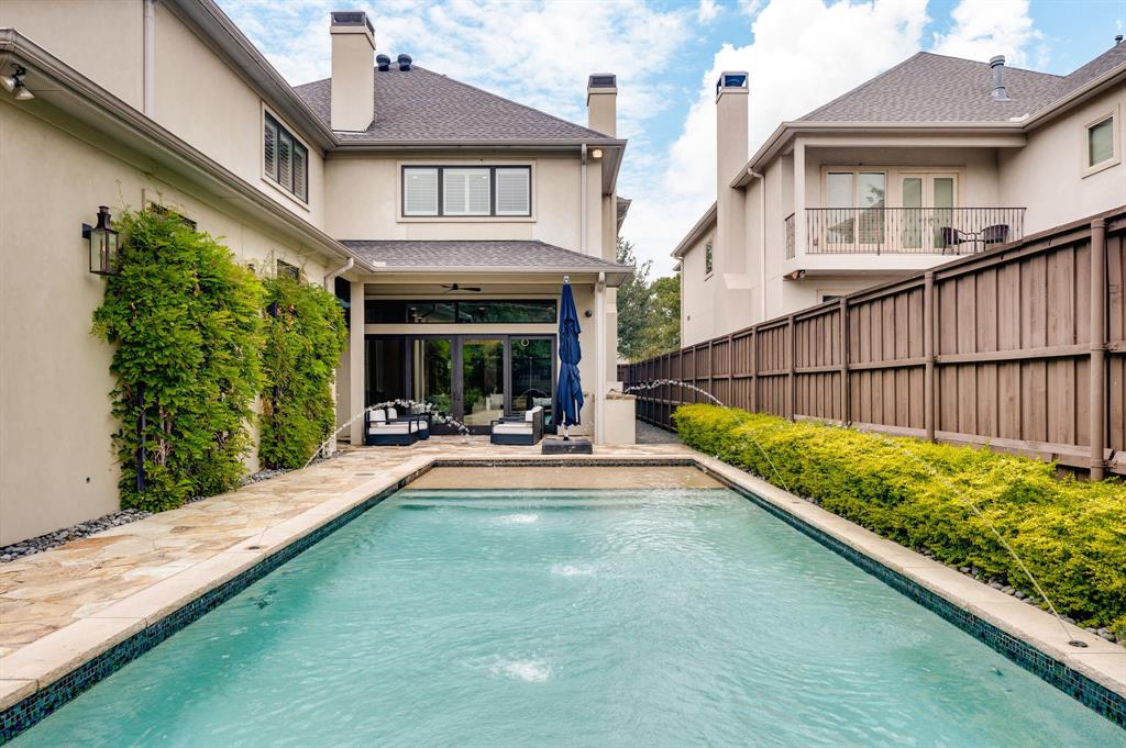 Linwood Place - Residential