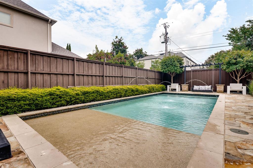 Linwood Place - Residential