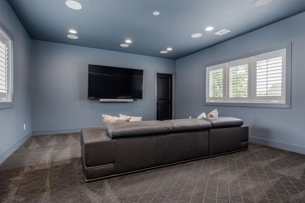 Linwood Place - Residential